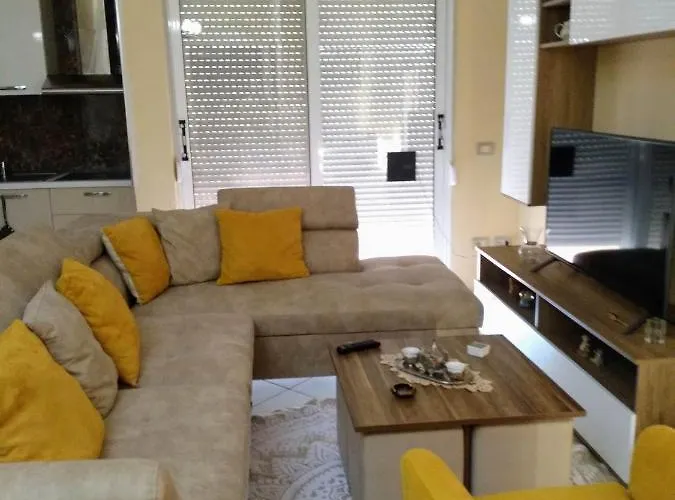 Apartament Sarah Wlora